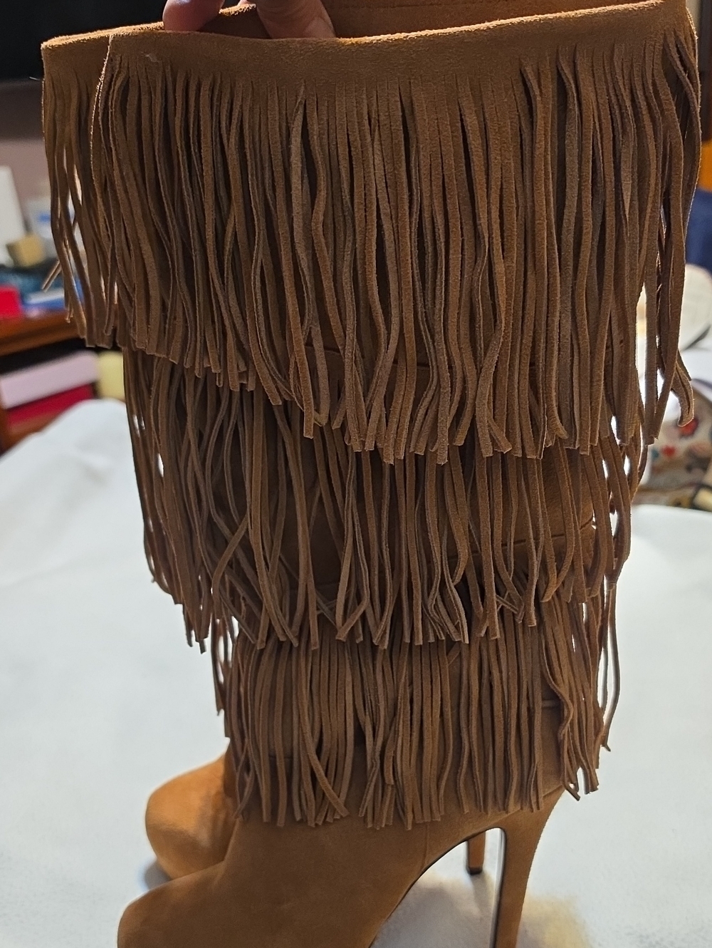 MOJO MOXY Sz 8.5 Fringe Suede 18" Tall Knee-High Boots, Heel 5.5"- Camel Brown